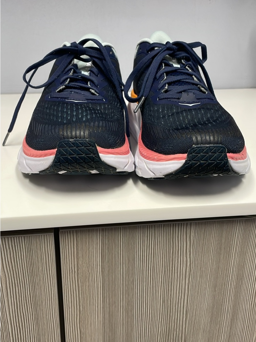 HOKA ONE ONE Woman’s. Navy Running Shoes with Coral and Mint Accents. Size 9 - Picture 4 of 9
